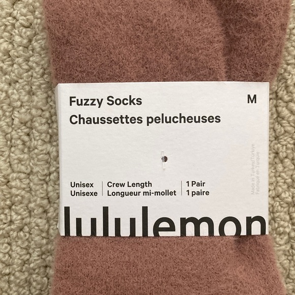 NEW Lululemon Unisex Fuzzy Crew Socks Soft Pink REDC Red Clay Size Medium NWT - Picture 2 of 8